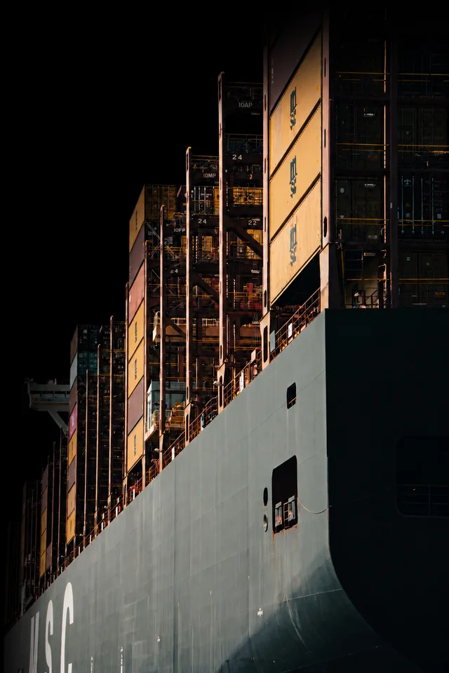 Container vessel prepared for international transport
